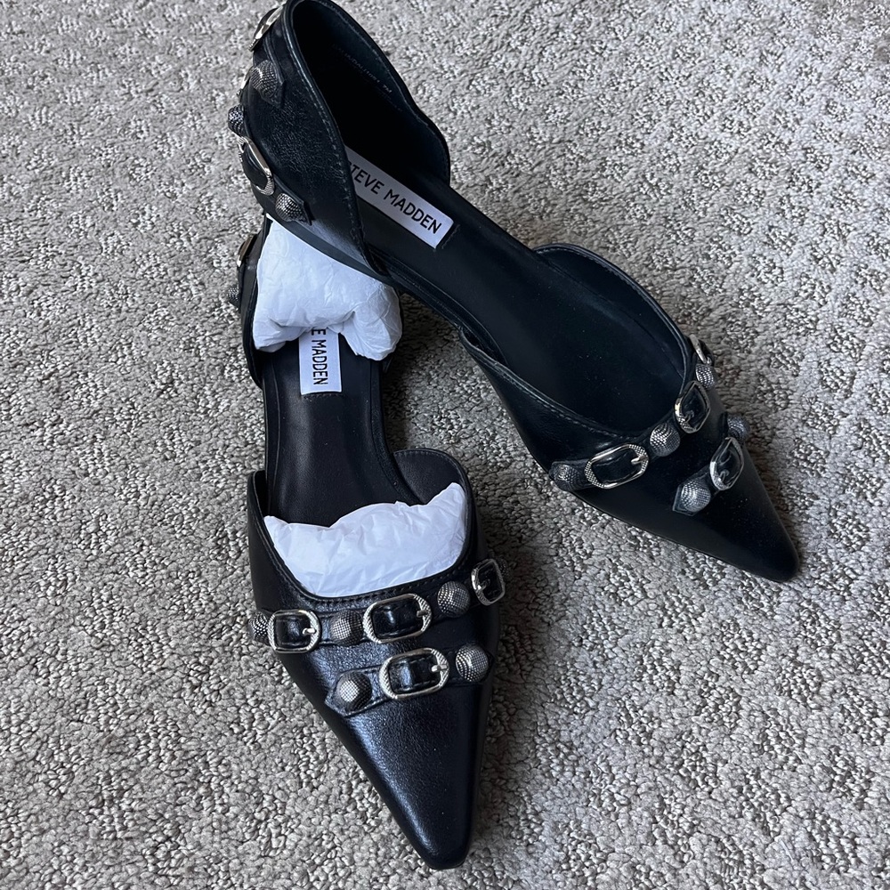 Steve Madden Black Silver-Studded Flats